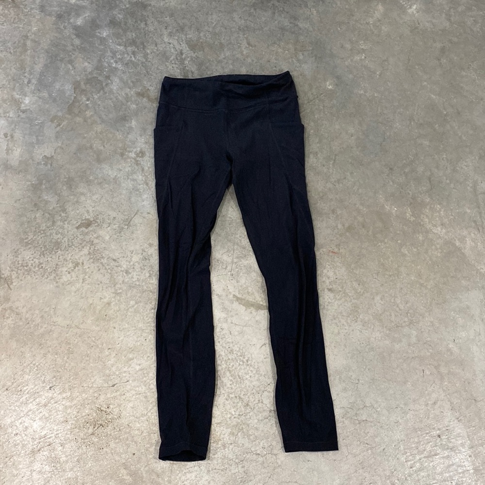 Black leggings